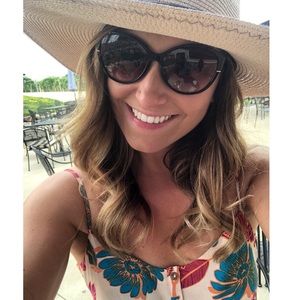 Meet your Posher, Kayla